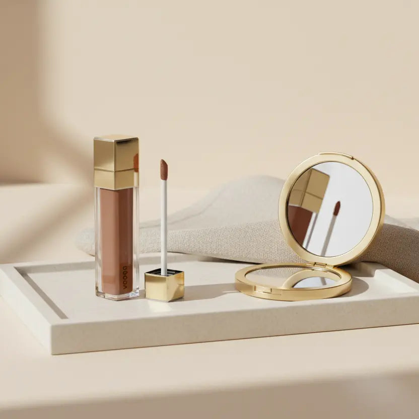 Lipgloss im Glas: hellbrauner Nude-Ton, Applikator