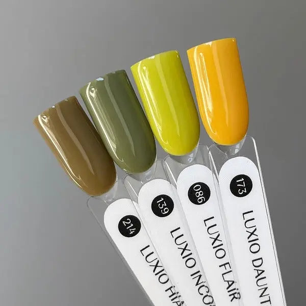 Nagelgel-Swatch Set mit mehreren Tönen, gelber Dauntless-Farbkarte