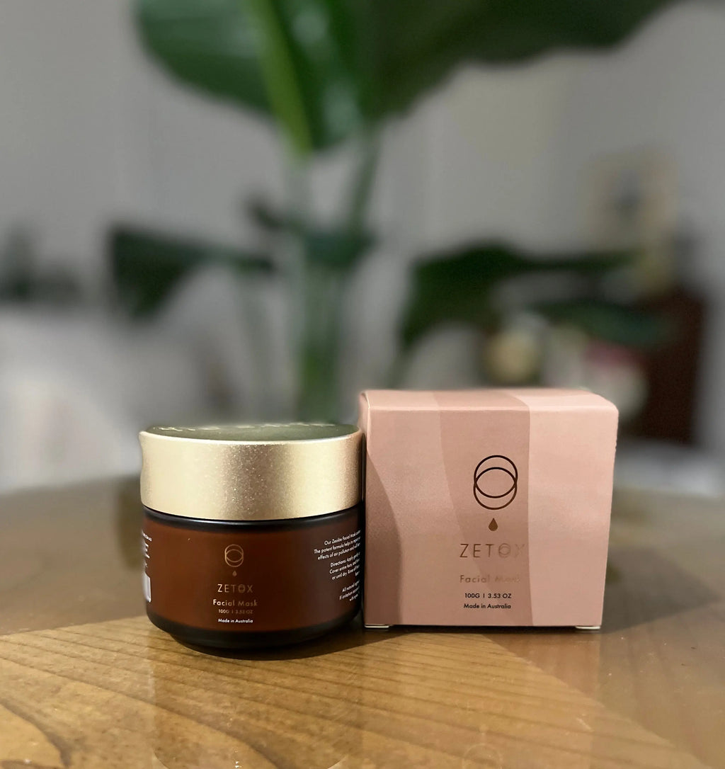 Face clay mask jar with cream lid and matching product box