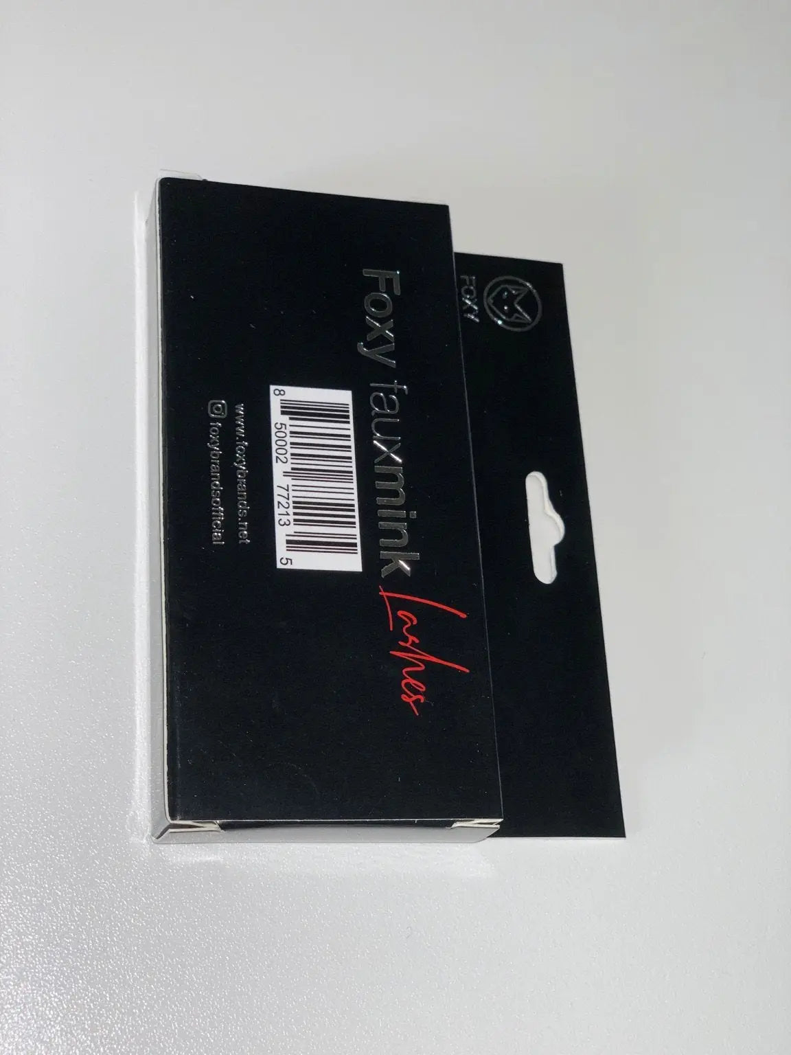Foxy Fauxmink Lashes Z4 Rückseitenansicht mit Etikett und Barcode